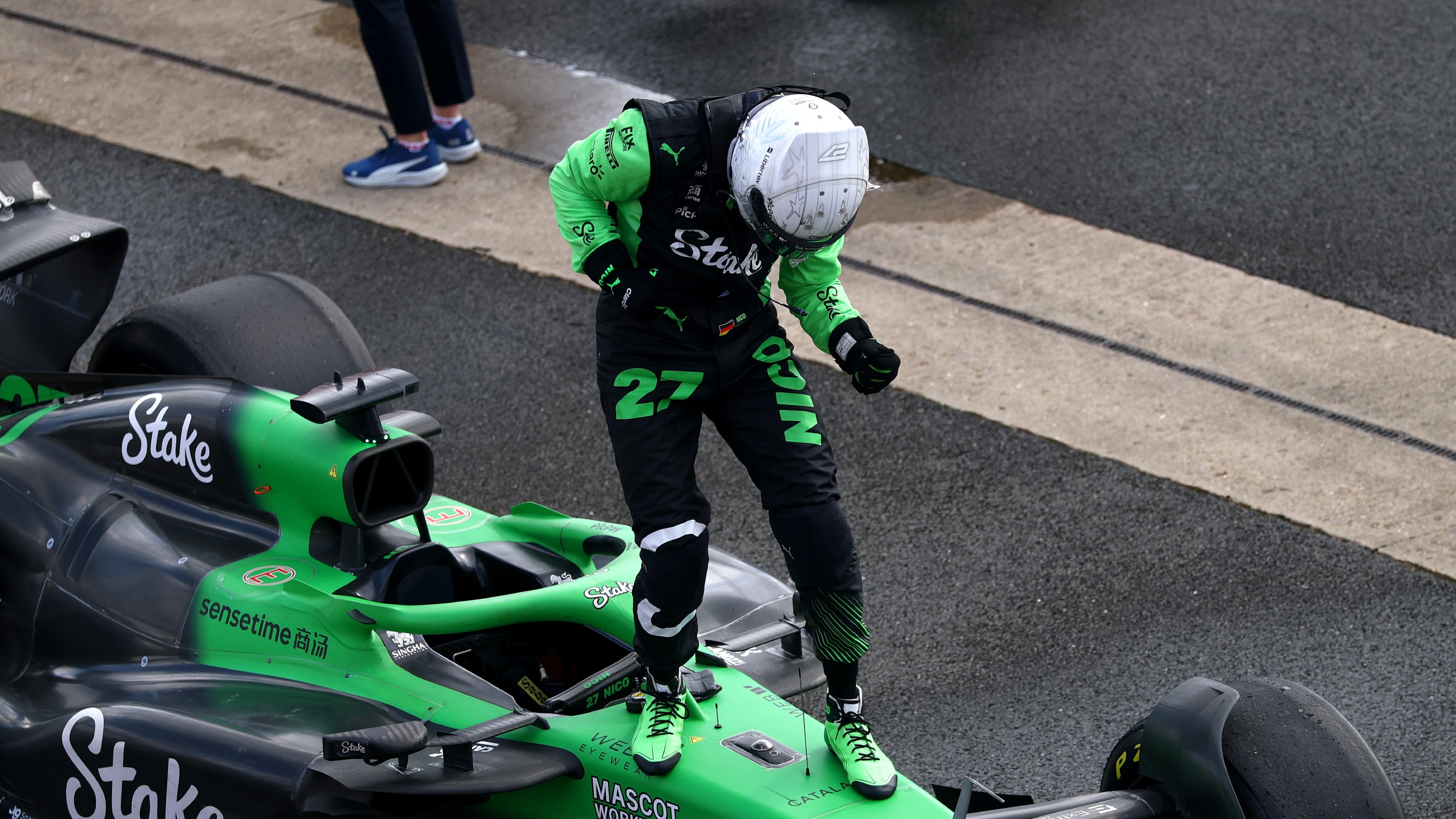 Nico Hulkenberg celebrates his 2025 British GP podium