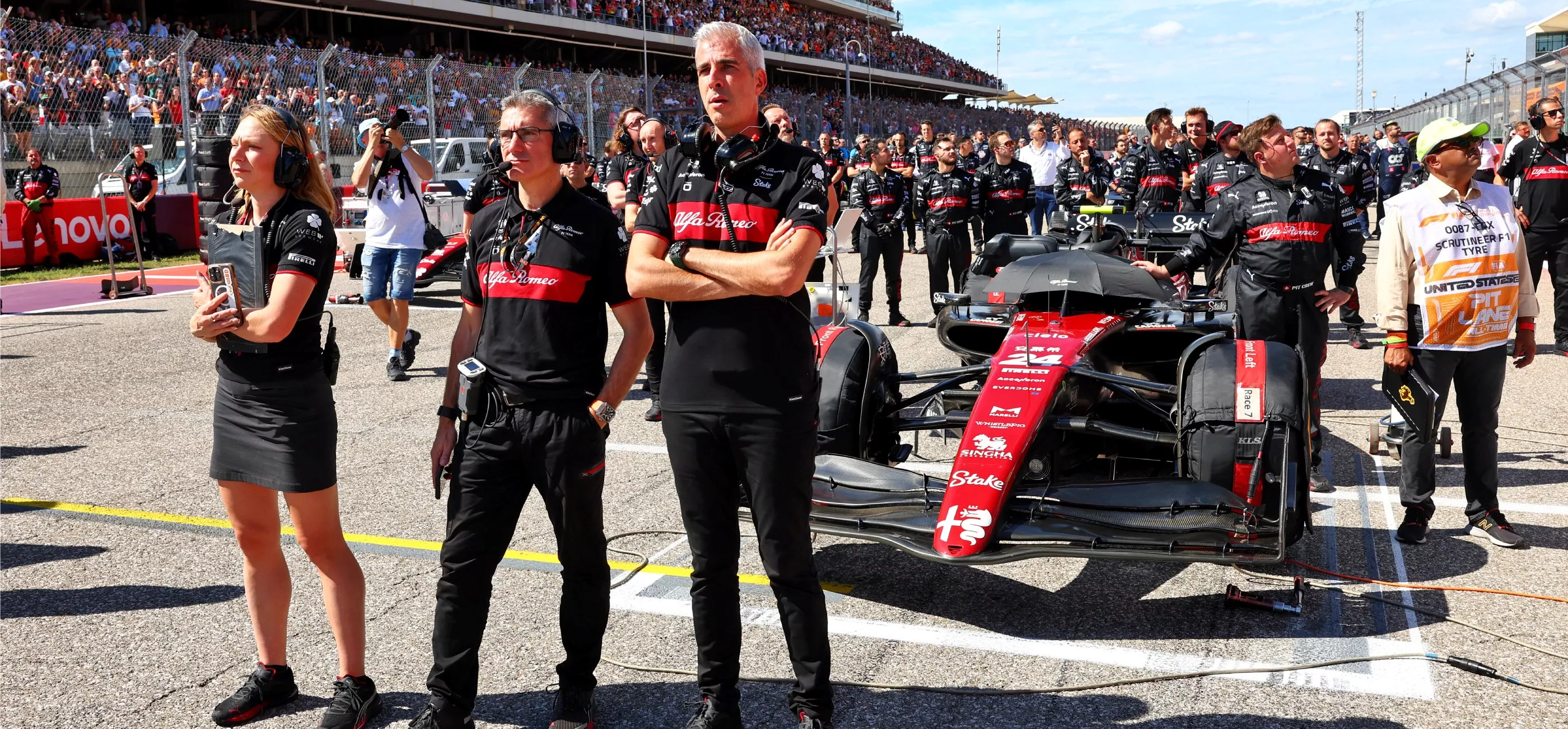 Sauber F1 engineers